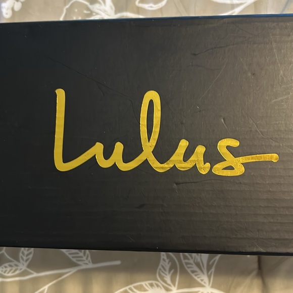 Lulus leopard slides size 8.5 New w/box - Picture 4 of 4